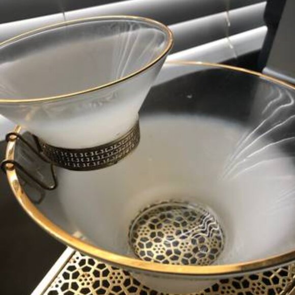 Vintage MCM Blendo White Frosted 3 Piece Chip & Dip Bowl Set with Holder - Picture 6 of 6